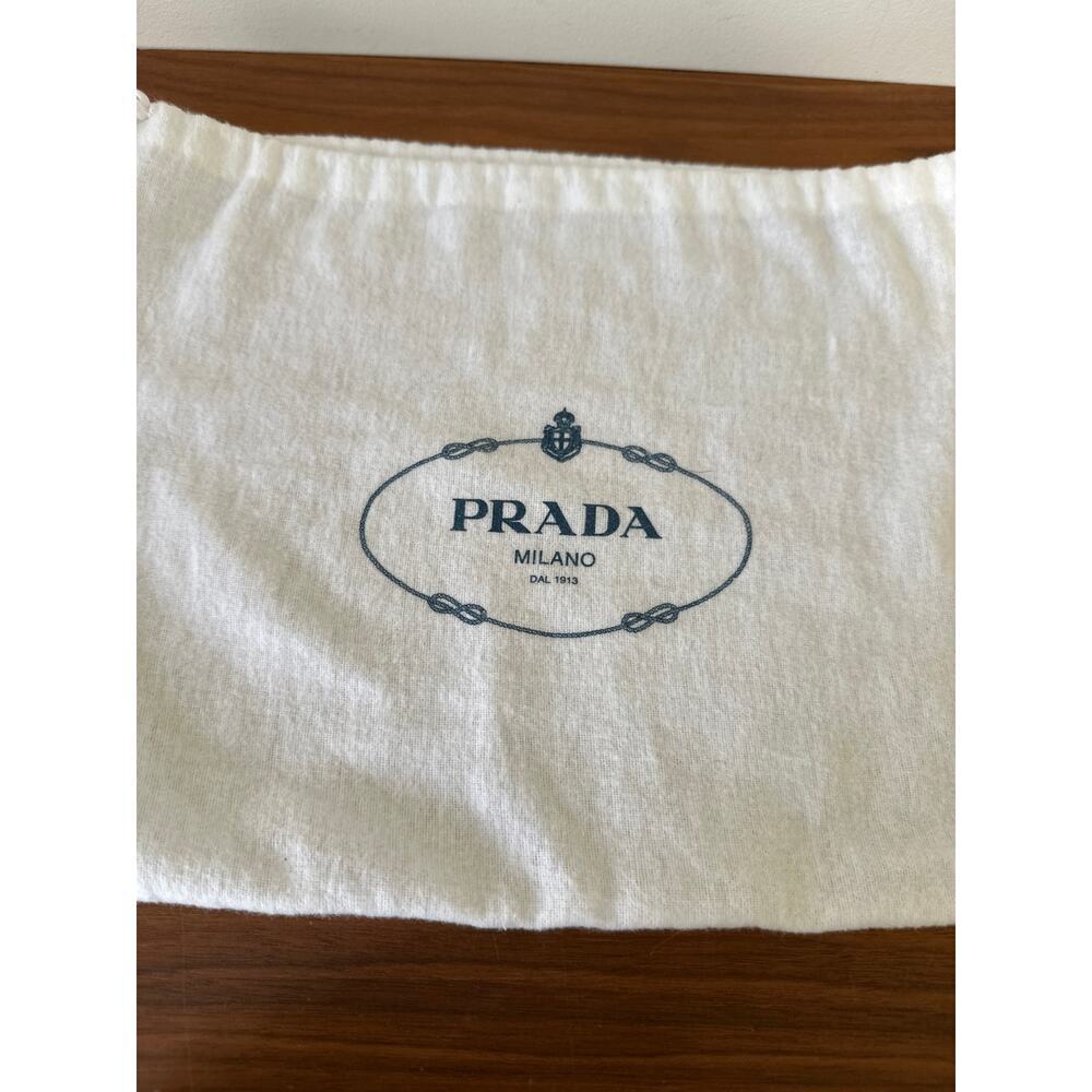Prada Re-Edition 2005 Saffiano Leather Bag White - Picture 12 of 15